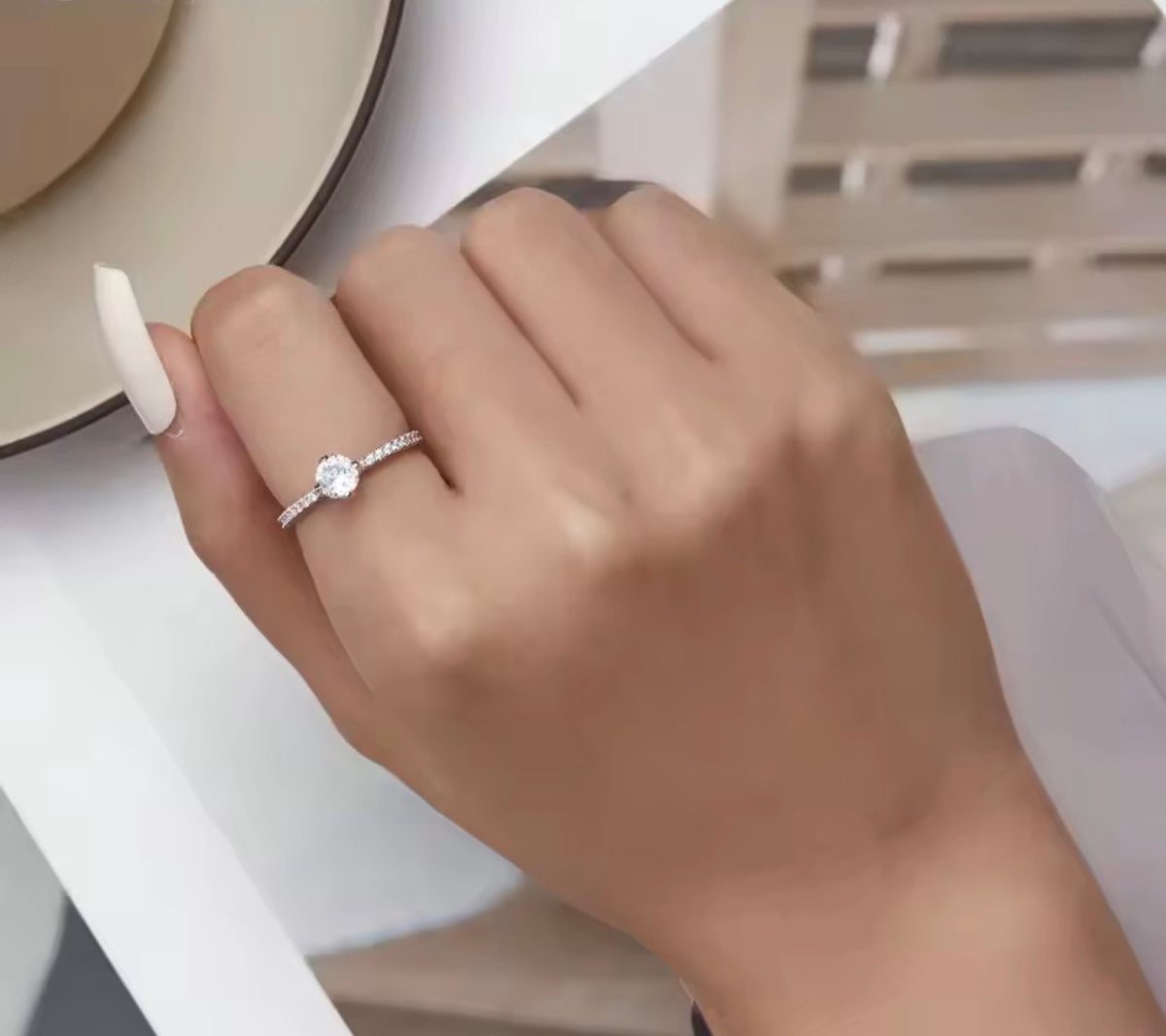 Shimmer Band Ring