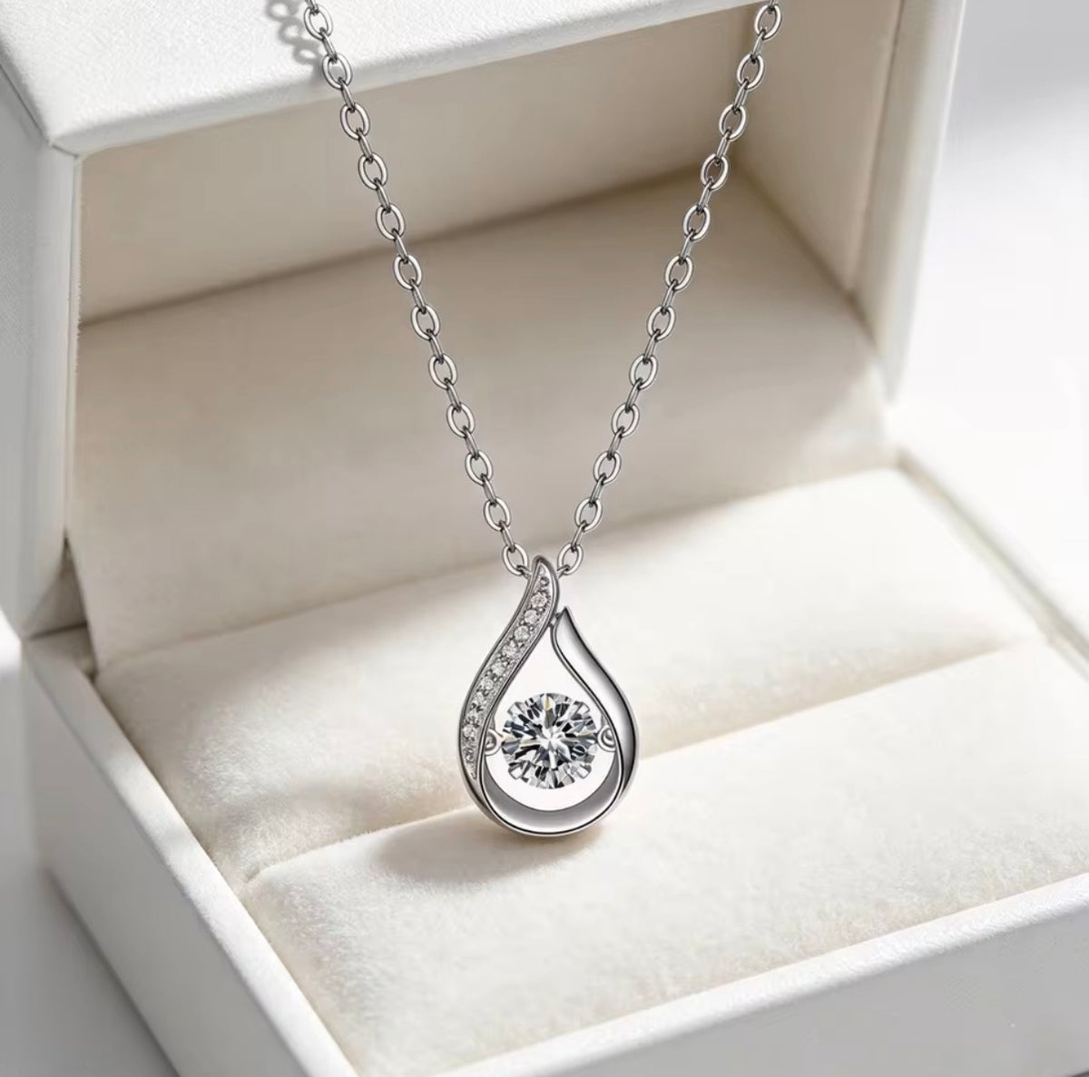 Teardrop Necklace